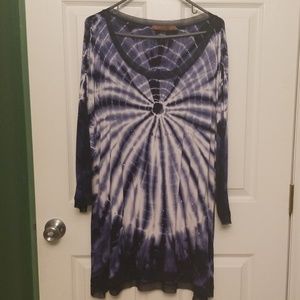 Plus size blue tyedye top